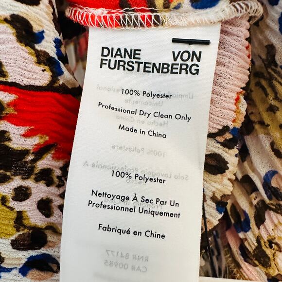 DIANE VON FURSTENBERG NWT Designer Red Pink Gold Floral Blouse – Size 8 / Medium - Picture 12 of 16